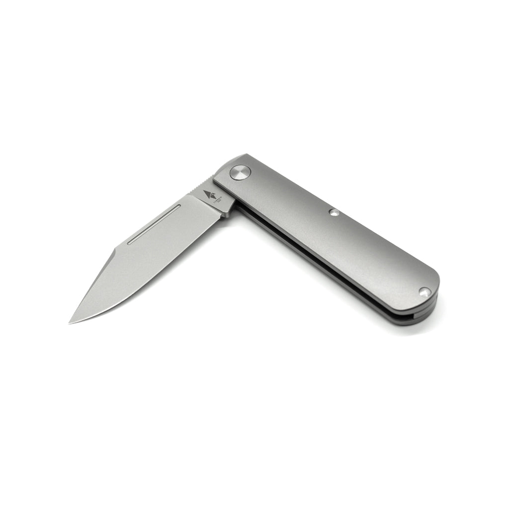 Caiman - Titanium